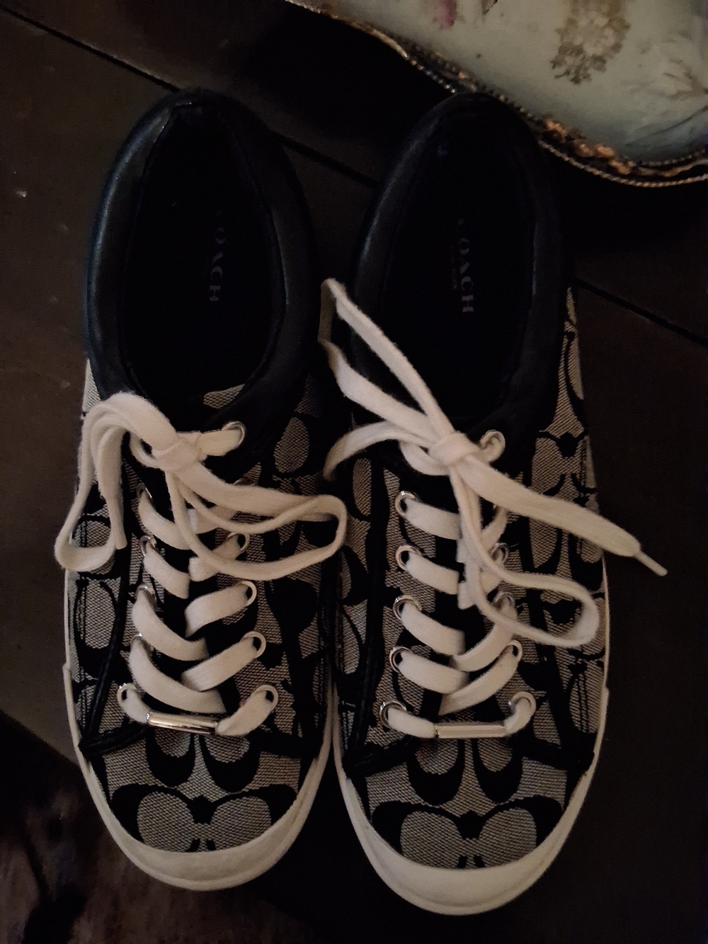 Coach Size 9.5